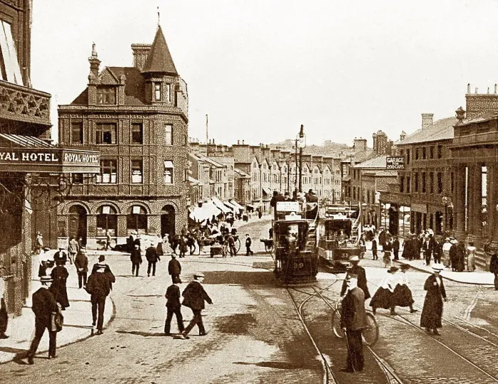 Framed Print : Prince of Wales Road, Norwich, early 1900s Framed Print : Prince of Wales Road, Norwich, early 1900s