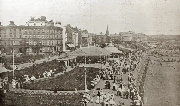 Framed Print : Princes Parade, Bridlington Framed Print : Princes Parade, Bridlington