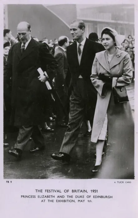 Framed Print : Princess Elizabeth and the Duke of Edinburgh Framed Print : Princess Elizabeth and the Duke of Edinburgh