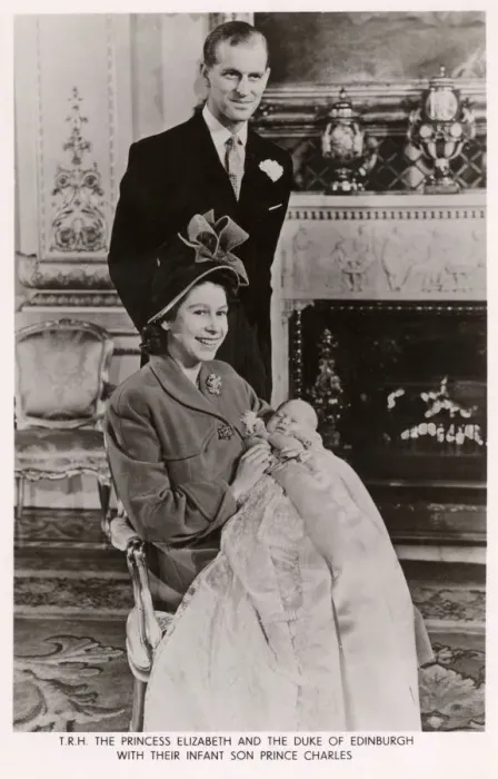 Framed Print : Princess Elizabeth with infant son Prince Charles Framed Print : Princess Elizabeth with infant son Prince Charles