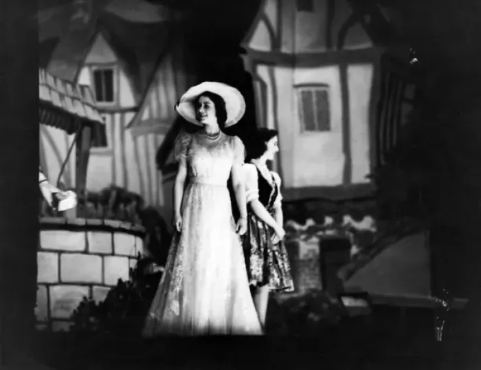 Framed Print : Princess Elizabeth in panto Framed Print : Princess Elizabeth in panto