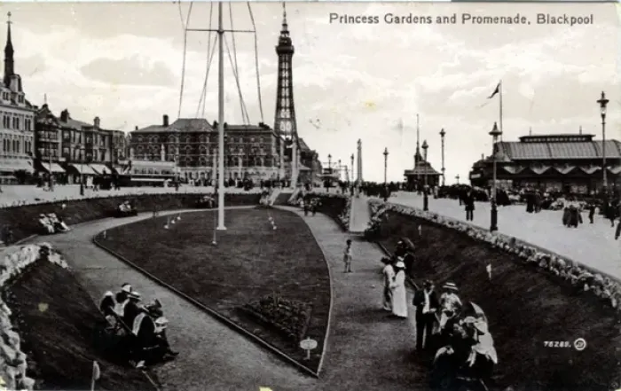Framed Print : Princess Gardens & Promenade, Blackpool, Lancashire Framed Print : Princess Gardens & Promenade, Blackpool, Lancashire