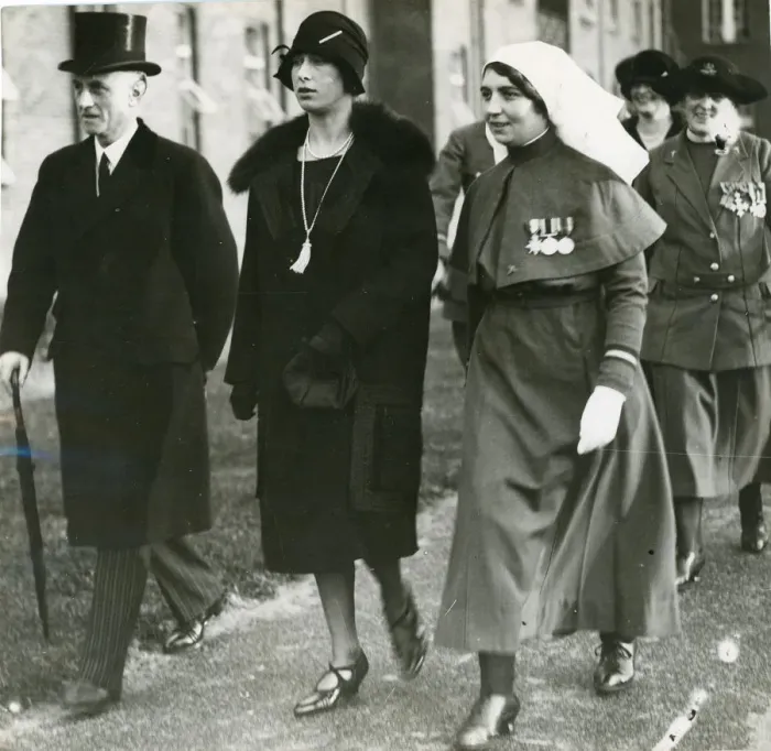 Framed Print : Princess Mary leaving after inspecting the new RAF Hospital Framed Print : Princess Mary leaving after inspecting the new RAF Hospital