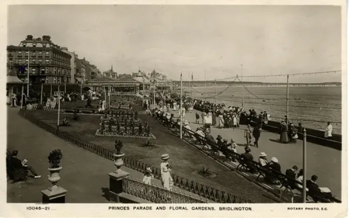 Framed Print : Princess Parade & Floral Gardens, Bridlington, Yorkshire