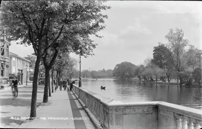 Framed Print : The Promenade, Bedford Framed Print : The Promenade, Bedford