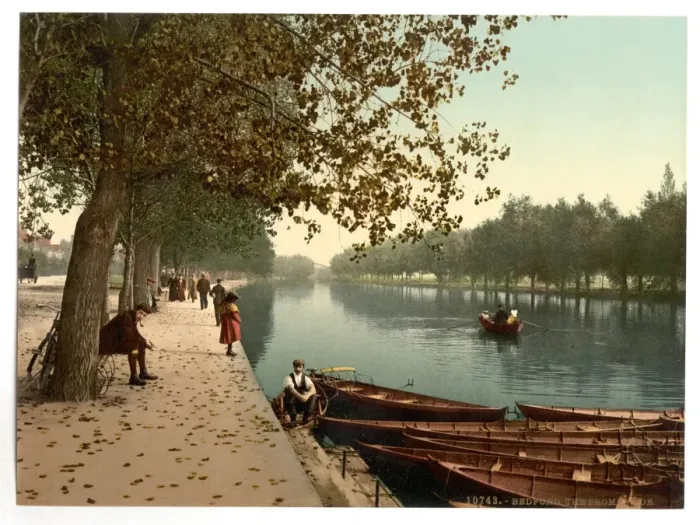 Framed Print : The Promenade, Bedford, England Framed Print : The Promenade, Bedford, England