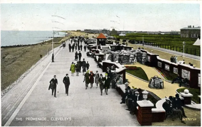 Framed Print : The Promenade, Cleveleys, Lancashire Framed Print : The Promenade, Cleveleys, Lancashire