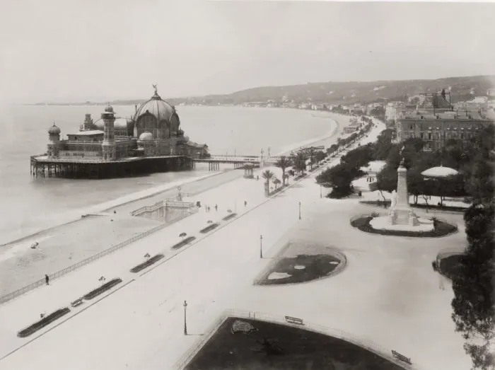 Framed Print : Promenade des Anglais, pier, Nice, France Framed Print : Promenade des Anglais, pier, Nice, France