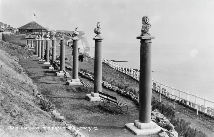 Framed Print : The Promenade at Saltdean
