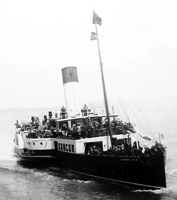 Framed Print : PS Duchess of Fife paddle steamer, early 1900s Framed Print : PS Duchess of Fife paddle steamer, early 1900s