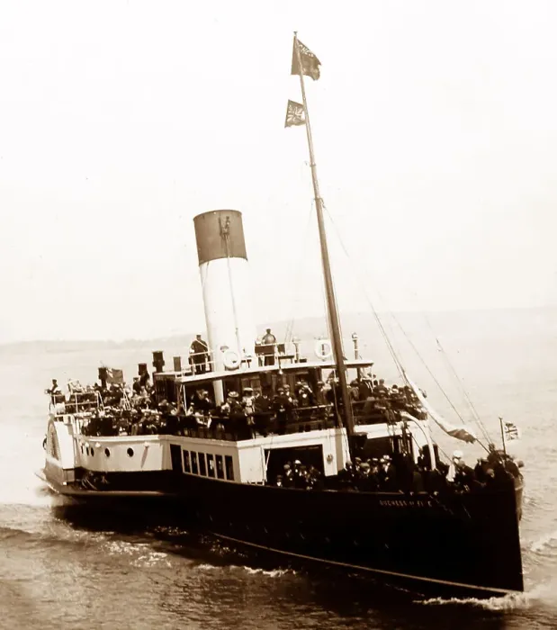 Framed Print : PS Duchess of Fife paddle steamer, early 1900s Framed Print : PS Duchess of Fife paddle steamer, early 1900s