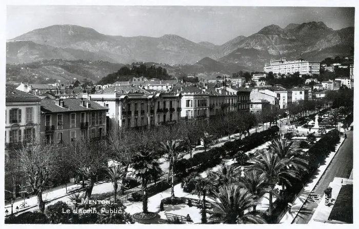 Framed Print : The Public Gardens, Menton, France Framed Print : The Public Gardens, Menton, France