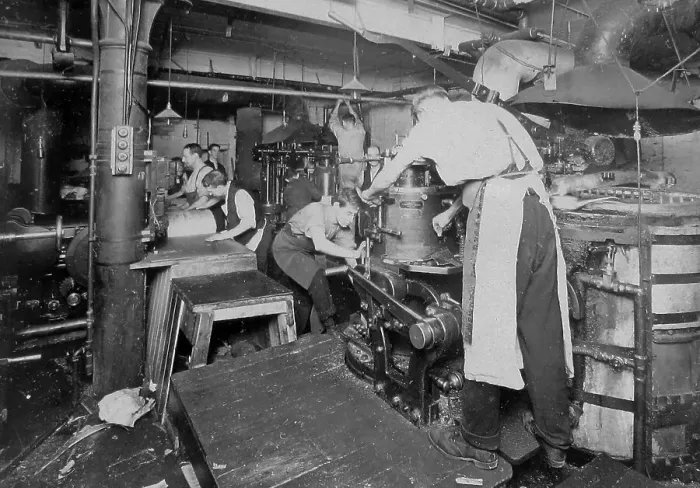 Framed Print : Publishing the Liverpool Express and Weekly Courier Framed Print : Publishing the Liverpool Express and Weekly Courier