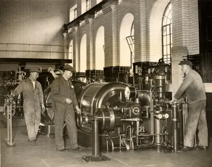 Framed Print : Pumping machinery installed at Surbiton, 1932 Framed Print : Pumping machinery installed at Surbiton, 1932