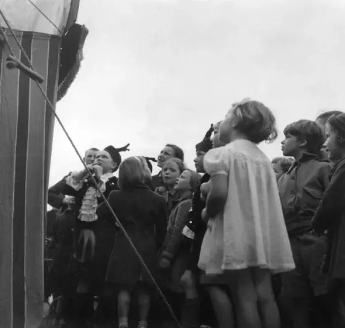 Framed Print : Punch and Judy show, 1940s Framed Print : Punch and Judy show, 1940s