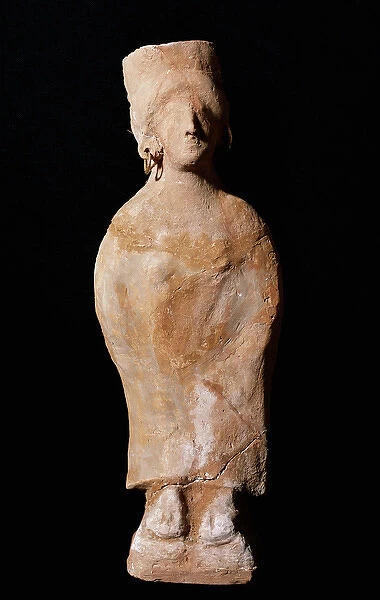 Punic Art. Figurine of a goddess with slopes. Terracota. Fro