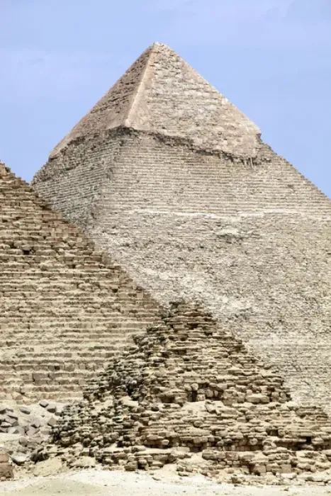 Framed Print : Pyramid of Khafre in Cairo, Egypt Framed Print : Pyramid of Khafre in Cairo, Egypt