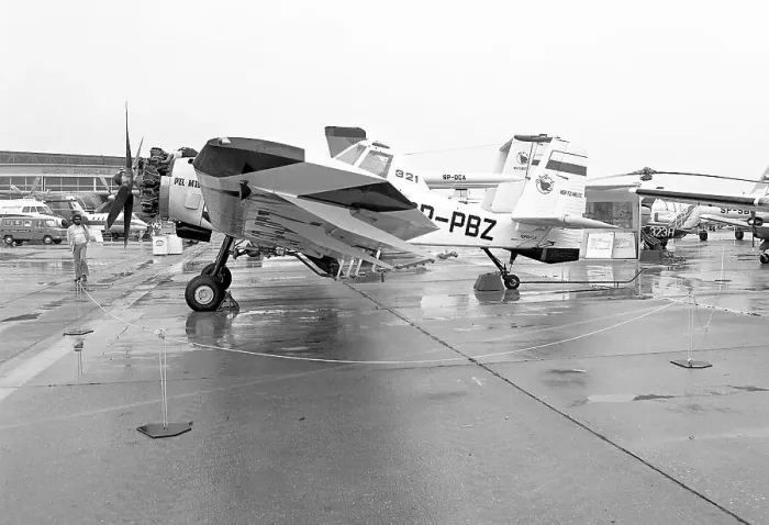 Framed Print : PZL-Mielec M-18 Dromader SP-PBZ Framed Print : PZL-Mielec M-18 Dromader SP-PBZ