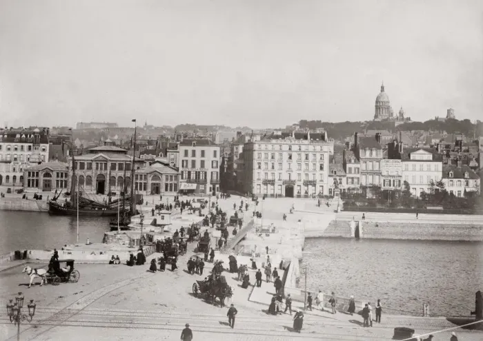 Framed Print : Quayside view, Boulogne sur Mer, France, c. 1890 Framed Print : Quayside view, Boulogne sur Mer, France, c. 1890