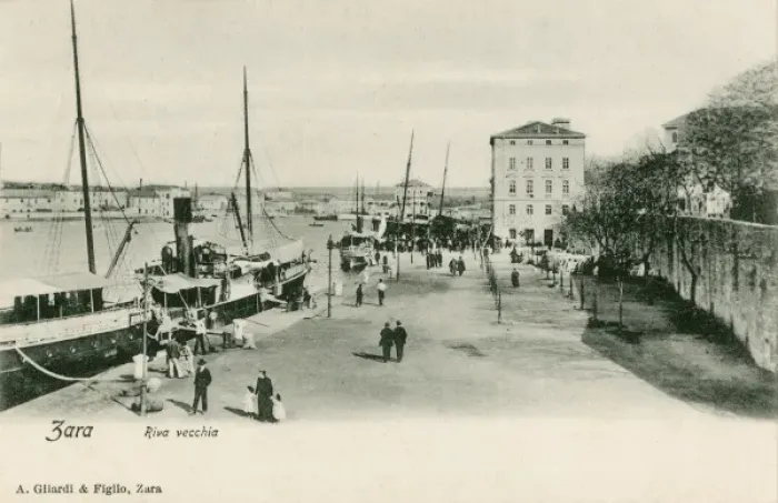 Framed Print : The Quayside at Zadar (Zara) - Croatia Framed Print : The Quayside at Zadar (Zara) - Croatia