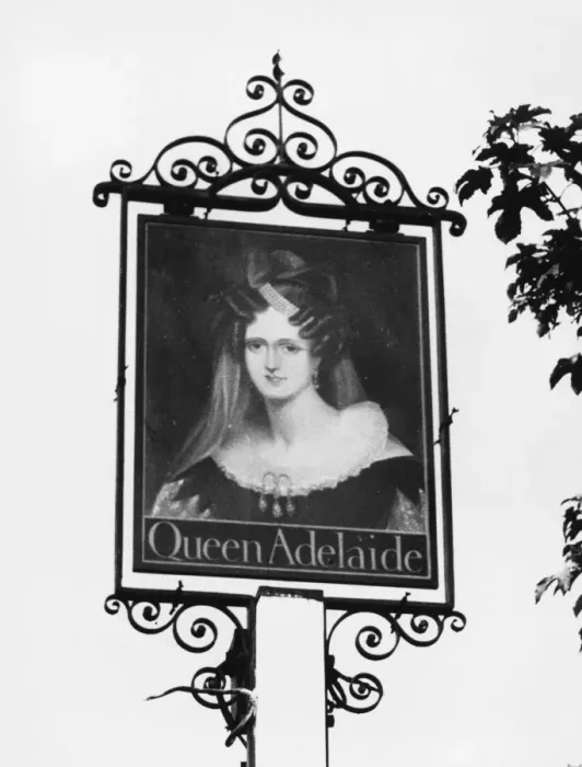 Framed Print : QUEEN ADELAIDE INN Framed Print : QUEEN ADELAIDE INN