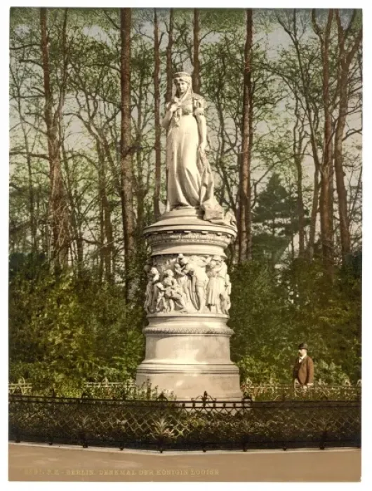 Framed Print : Queen Louises Memorial, Berlin, Germany Framed Print : Queen Louises Memorial, Berlin, Germany