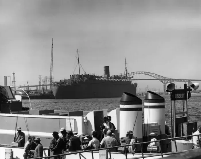 Framed Print : Queen Mary Star Liner Framed Print : Queen Mary Star Liner