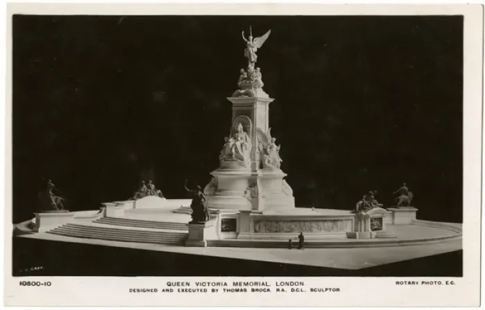 Framed Print : The Queen Victoria Memorial by Sir Thomas Brock - Model Framed Print : The Queen Victoria Memorial by Sir Thomas Brock - Model