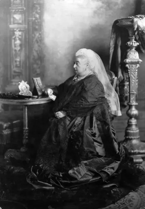Framed Print : Queen Victoria, Windsor, May 1897 Framed Print : Queen Victoria, Windsor, May 1897