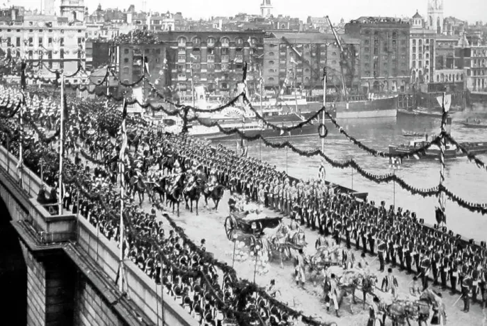 Framed Print : The Queen's Carriage, Queen Victoria's Diamond Jubilee