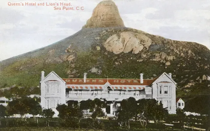 Framed Print : Queens Hotel and Lions Head, Cape Town, South Africa Framed Print : Queens Hotel and Lions Head, Cape Town, South Africa