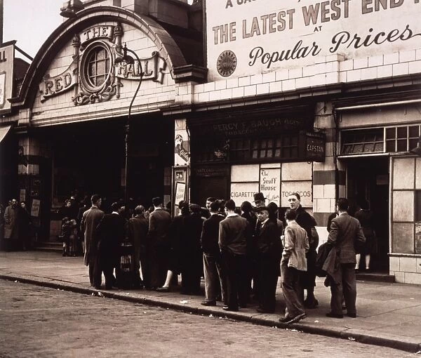 Queueing for Cinema 40S