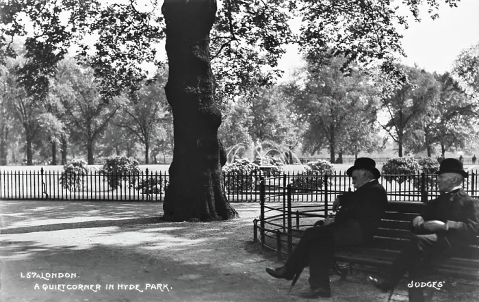 Framed Print : A Quiet Corner in Hyde Park Framed Print : A Quiet Corner in Hyde Park