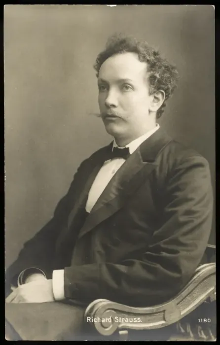 Framed Print : R Strauss (Photo) Framed Print : R Strauss (Photo)
