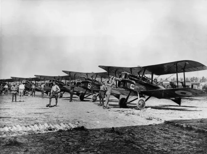Framed Print : RAF SE-5a. Royal Flying Corps Rfc Royal-Aircraft-Factory RAF Se-5A Date: 1910s Framed Print : RAF SE-5a. Royal Flying Corps Rfc Royal-Aircraft-Factory RAF Se-5A Date: 1910s