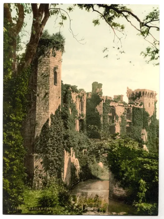 Framed Print : Raglan Castle, III. England Framed Print : Raglan Castle, III. England