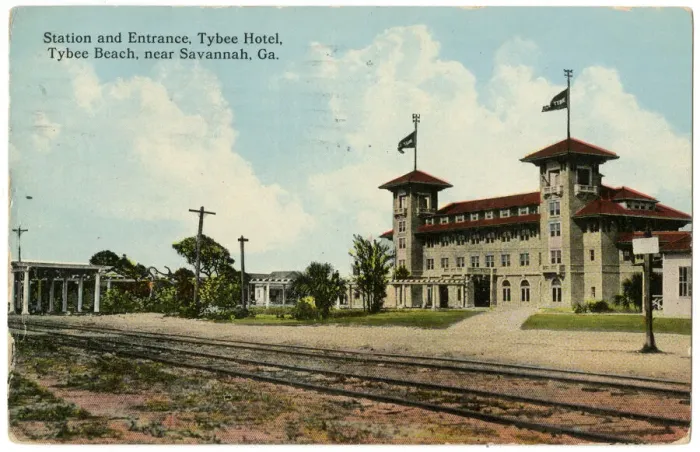 Framed Print : Railroad Station and Tybee Hotel, Georgia, USA Framed Print : Railroad Station and Tybee Hotel, Georgia, USA