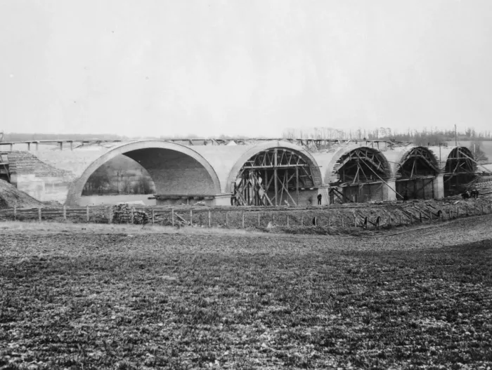 Framed Print : Railway bridge construction, Great Western Railway Framed Print : Railway bridge construction, Great Western Railway