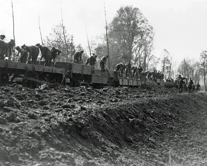 Framed Print : Railway construction, Western Front, France, WW1 Framed Print : Railway construction, Western Front, France, WW1