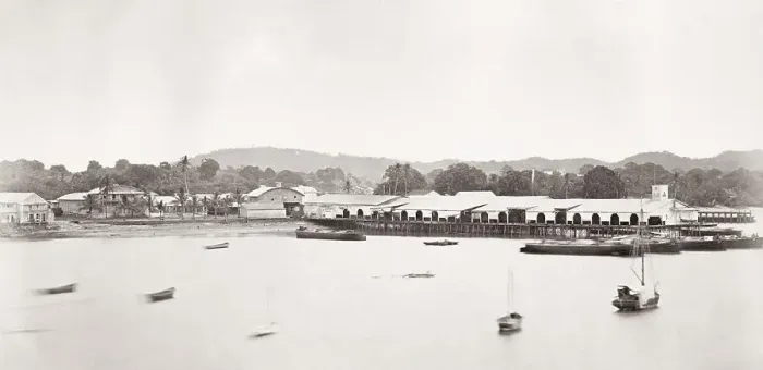 Framed Print : Railway Pier Panama