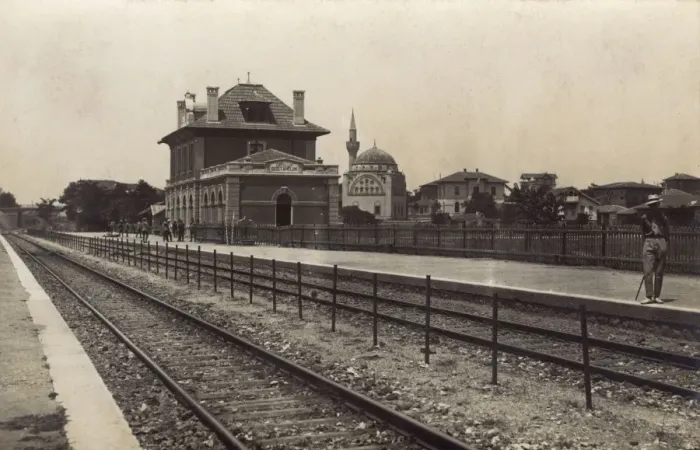 Framed Print : Railway Station at Bostanci, Kadikoy, Istanbul, Turkey Framed Print : Railway Station at Bostanci, Kadikoy, Istanbul, Turkey