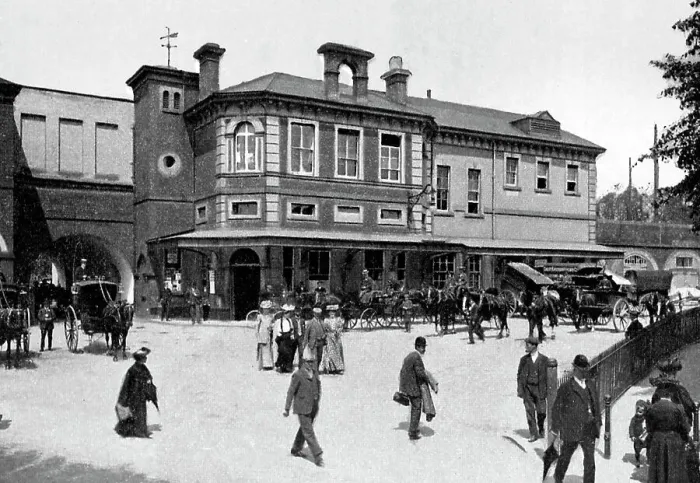 Framed Print : Railway Station, Chelmsford early 1900's Framed Print : Railway Station, Chelmsford early 1900's