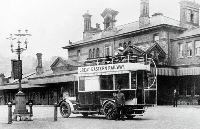 Framed Print : Railway Station and GER bus, Ipswich early 1900's Framed Print : Railway Station and GER bus, Ipswich early 1900's