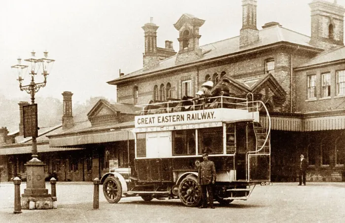 Framed Print : Railway Station and GER bus, Ipswich early 1900's Framed Print : Railway Station and GER bus, Ipswich early 1900's