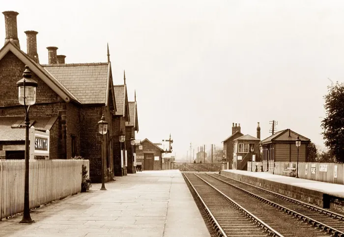 Framed Print : Railway Station, Snaith early 1900's Framed Print : Railway Station, Snaith early 1900's