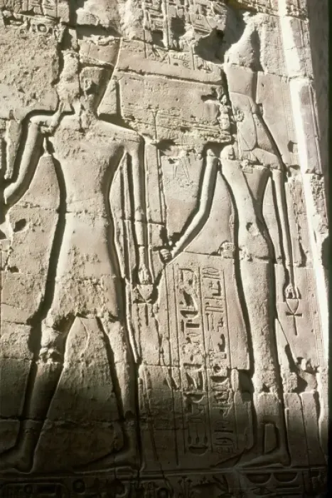 Framed Print : Rameses II & Nefertiti Framed Print : Rameses II & Nefertiti