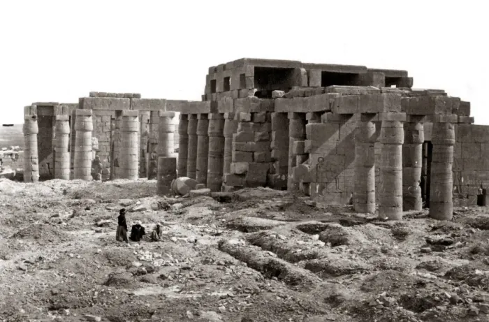 Framed Print : The Ramesseum, Thebes, Egypt, 1857 (Francis Frith) Framed Print : The Ramesseum, Thebes, Egypt, 1857 (Francis Frith)