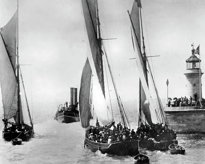 Framed Print : Ramsgate pleasure boats early 1900s Framed Print : Ramsgate pleasure boats early 1900s