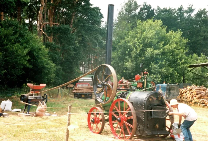 Framed Print : Ransomes Sims and Jefferies Portable Engine Little Lucy Framed Print : Ransomes Sims and Jefferies Portable Engine Little Lucy