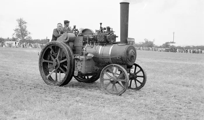 Framed Print : Ransomes Sims and Jefferies Tractor Ganymede Framed Print : Ransomes Sims and Jefferies Tractor Ganymede